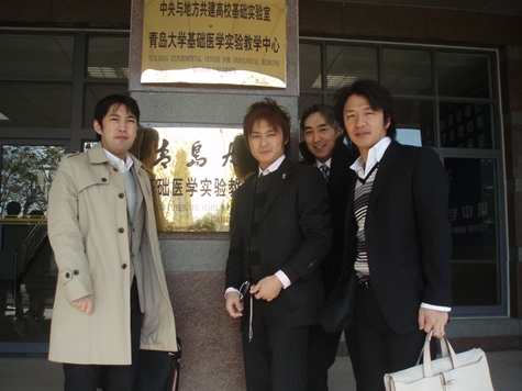 Dr.デニス=ターナーと一緒に